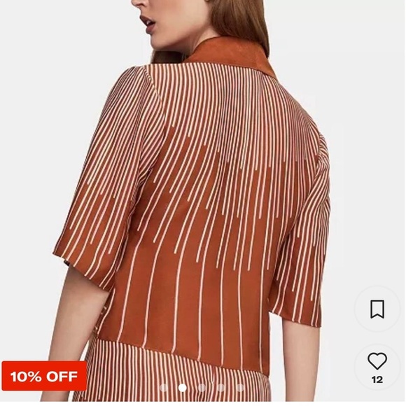 BCBGMAZAZRIA printed tulip hem wrap top - Picture 2 of 5